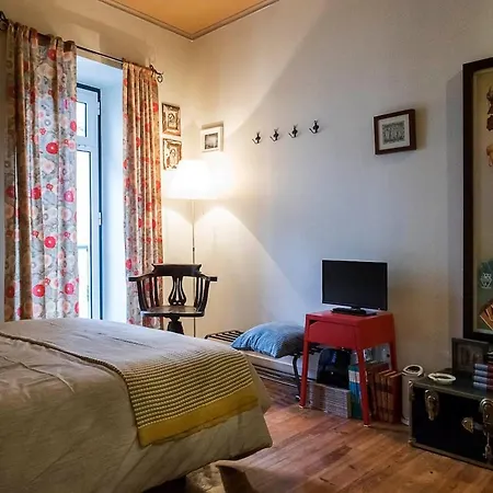 Cozy Historical Center Daire *